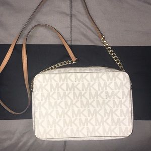 Michael Khors purse!